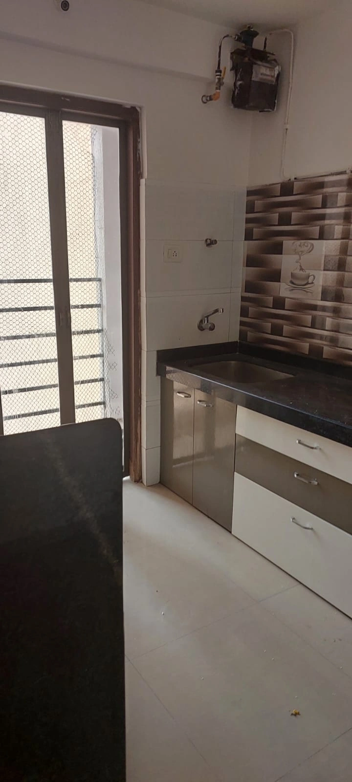 2 BHK Flat for Rent in Sethia Link View, Goregaon West